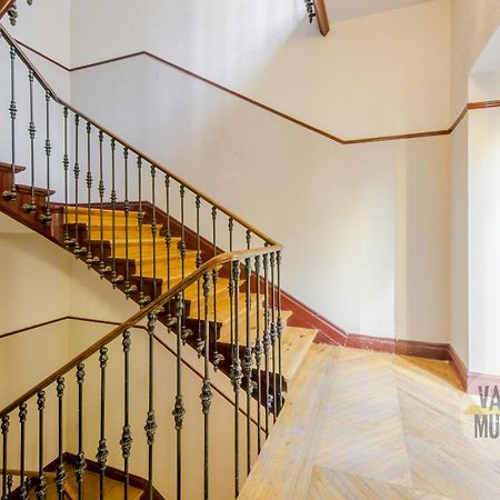 Elegant Apt Para 4Pax En Las Letras-Cortes Madrid Bagian luar foto