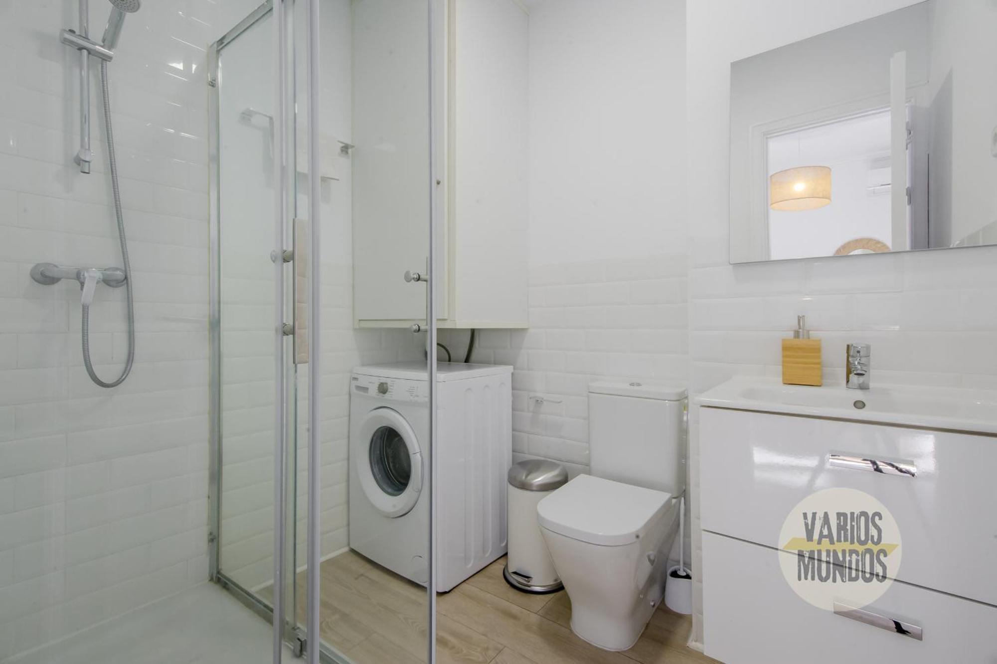 Elegant Apt Para 4Pax En Las Letras-Cortes Madrid Bagian luar foto