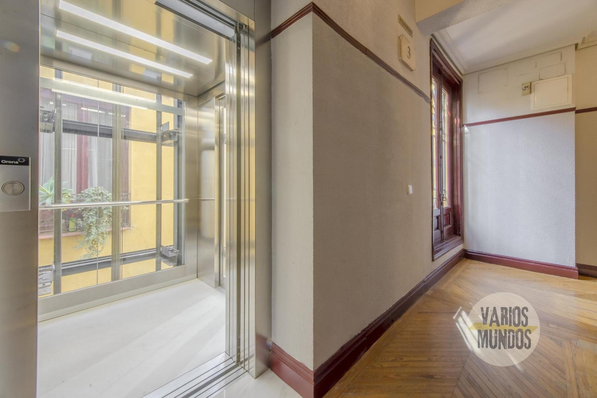 Elegant Apt Para 4Pax En Las Letras-Cortes Madrid Bagian luar foto